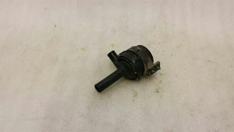 Mercedes CL W216 Additional Cooling Pump A2218350164 Coolant Pump Pump M273