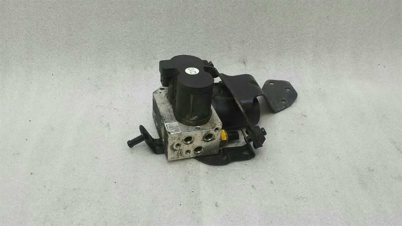 Mercedes CL W216 W221 S Class Rear ABC Valve A2213200358 Hydraulic Valve Rear