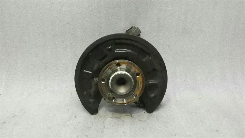 Mercedes A B Class W176 Right Rear Hub A2463503641 Wheel Bearing Housing Rear RE