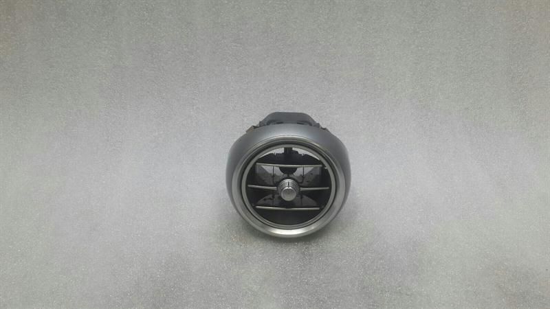 Mercedes C Class W205 RHD Left Air Vent A2058304400 Right Hand Handle Convertible