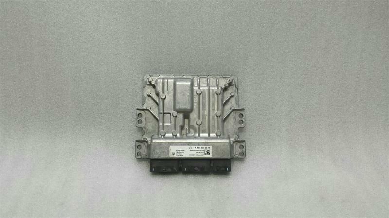 Mercedes A Class W176 Engine ECU A6079002300 Engine Control Unit OM607
