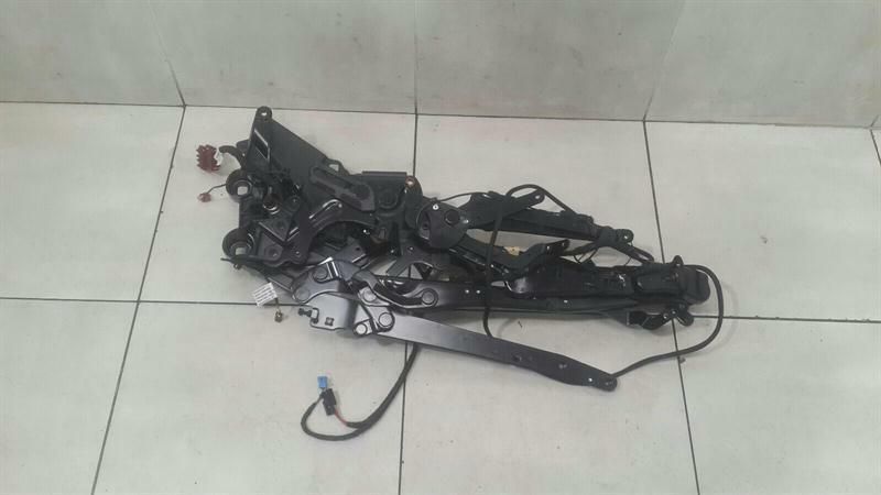 Mercedes C Class W205 Left Roof Hinge Vario Roof Top Hinge Left Convertible