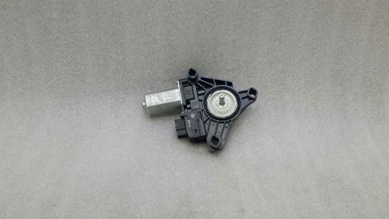 Mercedes C Class W205 Door Window Motor A2059060401 Window Regulator Motor HR RRH .