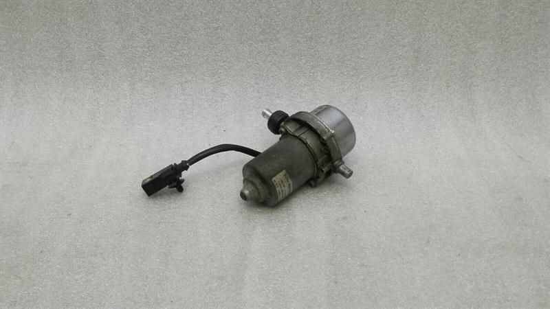Audi RS4 8K Vacuum Pump 8E0927317H Vacuum Pump 4.2 V8