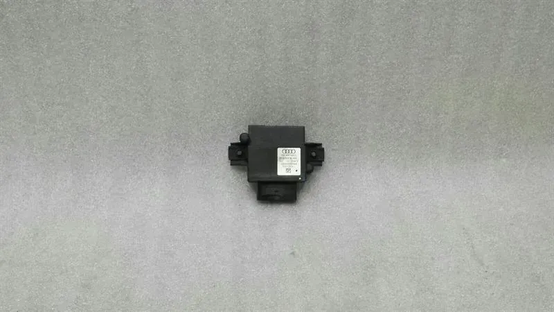 Audi A4 8K Fuel Pump Module 4G0906093H Control Unit Fuel Pump