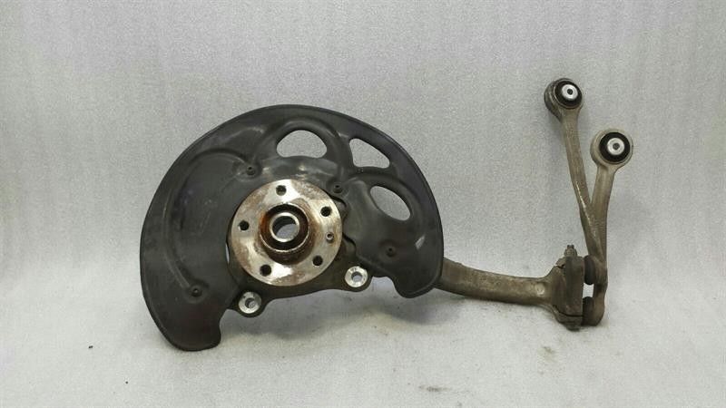 Audi RS4 8K Left Front Hub 4G0407253C Wheel Bearing Housing Front Left