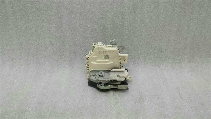 Audi A4 8K rear right door lock 8K0839016C door lock rear right