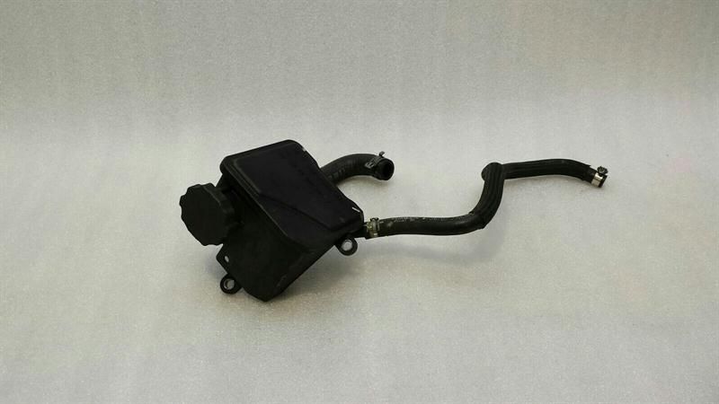 Mercedes CLS W219 Power Steering Fluid Reservior A0004602283 Servo Oil Tank