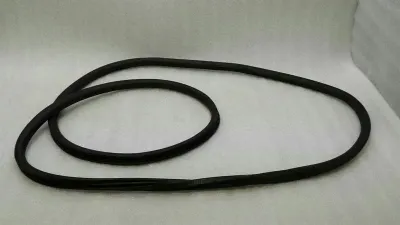 Porsche Cayenne 957 front right door seal 7P0867365F door seals front right