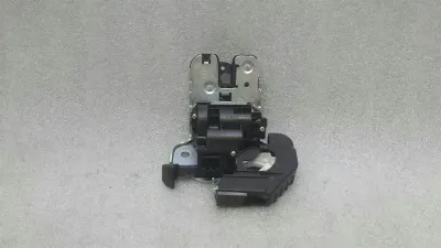 Audi A6 4G заключване на капака на лодката 4H0827505A заключване на задната врата