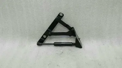 Porsche Boxster 987 ansiktslyft båtgångjärn 98751215202 bakluckegångjärn