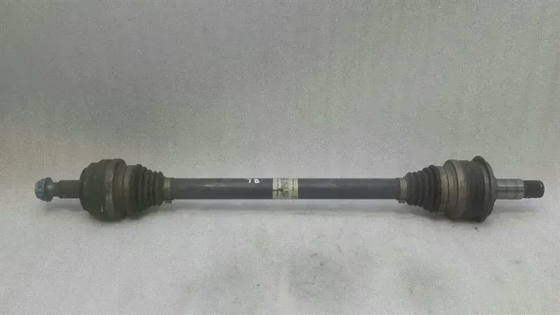 Mercedes C W205 Left Rear Drive Shaft A2053504019 Drive Shaft Rear Left
