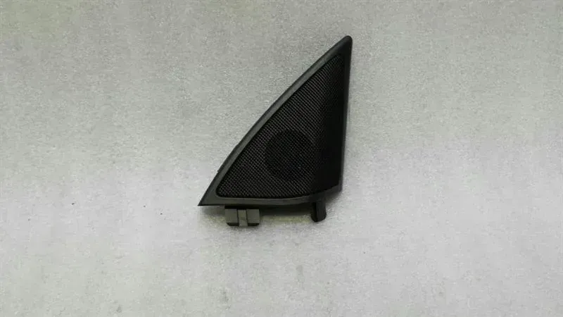 Mercedes E Class W207 Front Right Tweeter A2077200411 Front Right Speaker