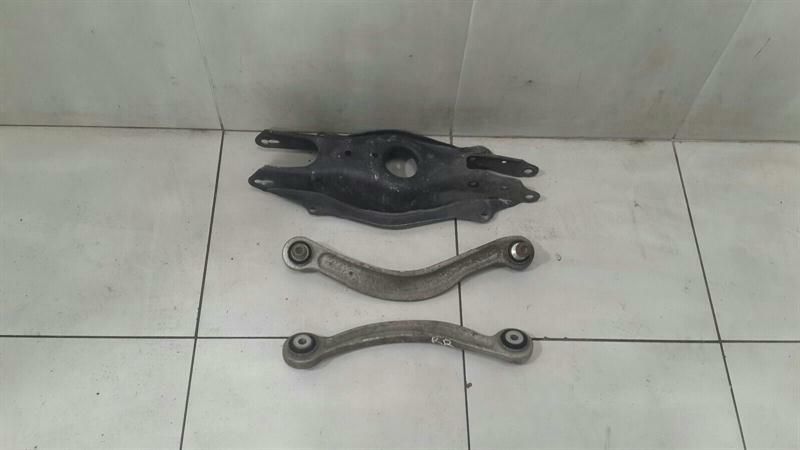 Mercedes C W205 Right Rear Wishbone Set A2053522000 Rear Right Wishbone