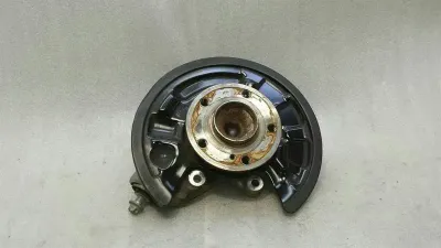 Mercedes A Class W176 Ступица задняя левая A2463503541 Корпус подшипника ступицы заднего левого колеса.