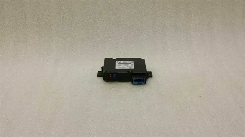 Mercedes C Class W205 Communication Module A2059008118 ECU