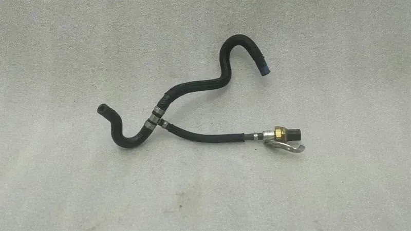 Mercedes C Class W205 Fuel Pressure Sensor A65107039881 Fuel Sensor OM651