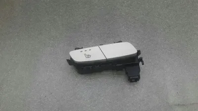 Mercedes C Class W205 Переключатель подогрева левого сиденья A2139057302 Переключатель подогрева сиденья левый.