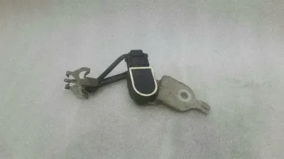 Mercedes C-Klasse W205 Federungsniveausensor A2229050503 Niveausensor