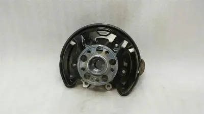 Mercedes C Class W205 Right Rear Hub A2053500241 Wheel Bearing Housing Rear Right