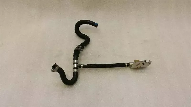 Mercedes C Class W205 Fuel Sensor A6510703981 Fuel Line Sensor OM651