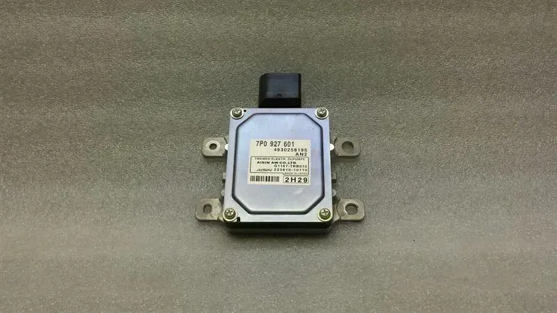 Porsche Cayenne 958 92A Oil Pump Module 7P0927601 Oil Pump Control Unit