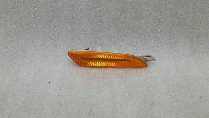 Porsche Cayenne 958 92A Right Indicator 7P5945128 Side Indicator Right US