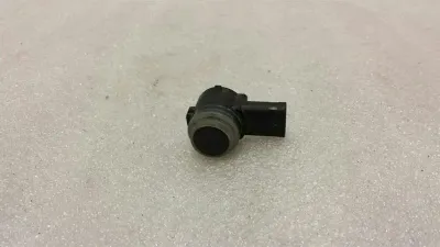 Mercedes C Klasa W205 Czujnik parkowania A0009055504 Czujnik parkowania z tyłu