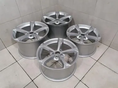 19 18 CHEVROLET CORVETTE C6 Z06 LS7 Vieglmetāla diski 9597860 Vieglmetāla diski Grand Sport