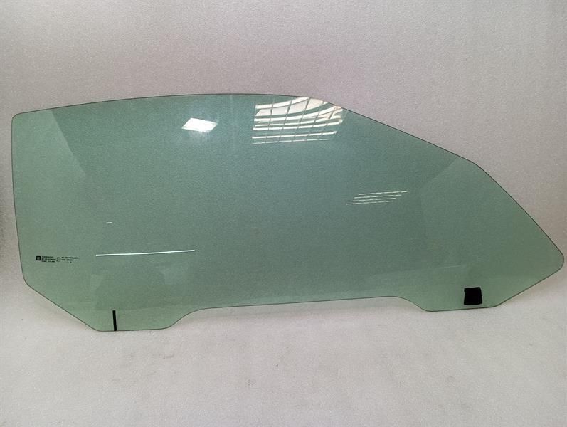 Chevrolet Corvette C6 Z06 LS7 Right Front Door Glass 15270577 Door Window Right