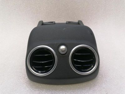 MERCEDES C Class W205 Air Vent A2058308301 Задняя вентиляционная решетка