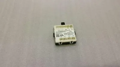 Mercedes C Class W205 RLH Door Module A2059001811 Door Control Unit Rear Left