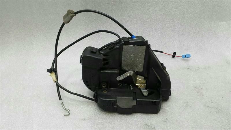 Mercedes CLS W219 door lock rear LE A2197300335 door lock rear left
