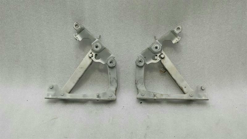 Mercedes CLS W219 Bonnet Hinge A2118800128 Hood Hinge Set W211 White