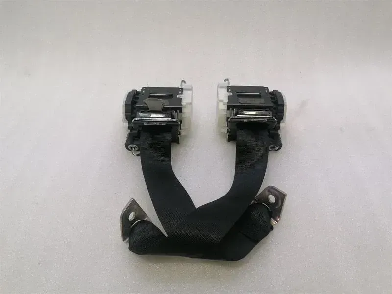 Mercedes CL W216 rear seat belt set A2168600785 seat belt rear belt set