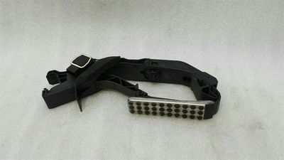 Mercedes CLS W219 Педал за газ (електрически) A1713000004 Педал за газ AMG