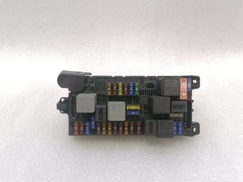 Mercedes CLS W219 Fuse Box A2115454401 Fuse Box SAM