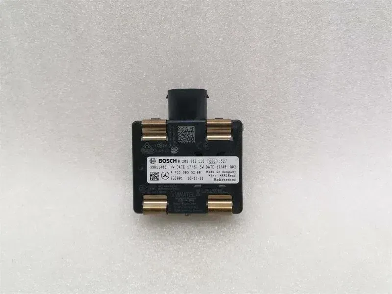 Mercedes G-Car W463 ACC Radar Sensor A4639055200 Control Unit Distance Warning