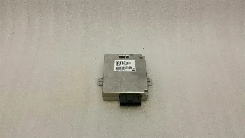 Mercedes SL R230 Voice Control Module A2308200285 Linguatronic ECU.