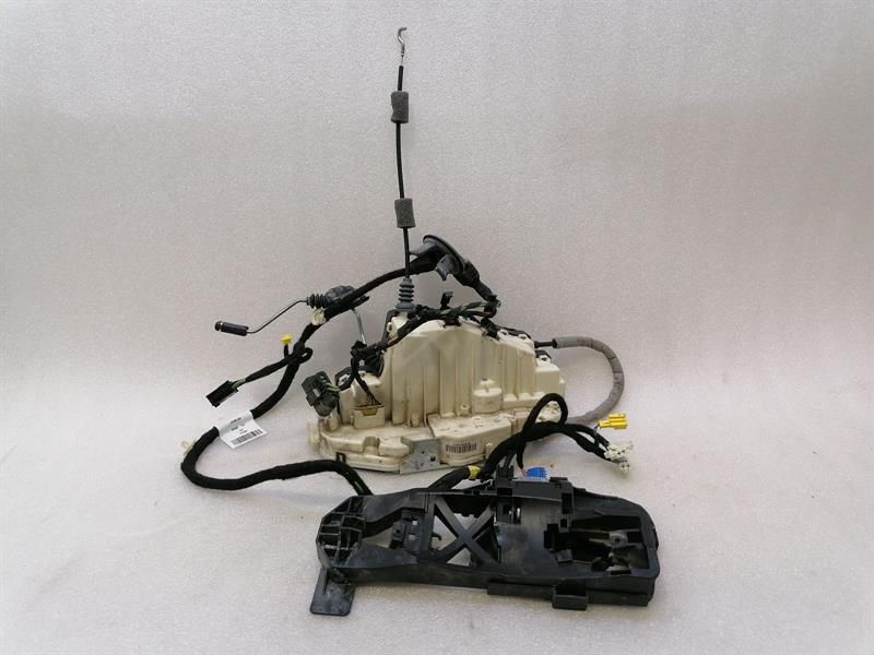 Mercedes S W221 Front Right Door Lock A2217200835 Door Lock Vo R SOFTCLOSE