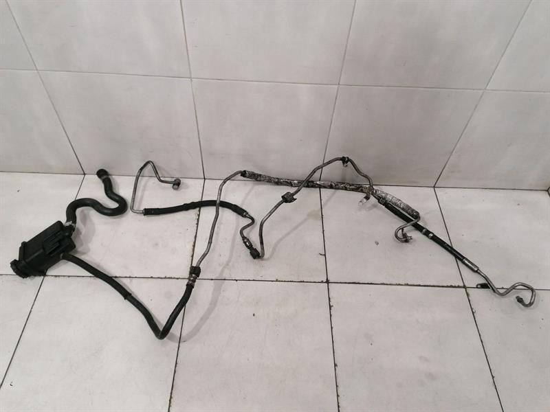 Mercedes S63 AMG M157 W221 Power Steering Hose A2214605924 Power Steering