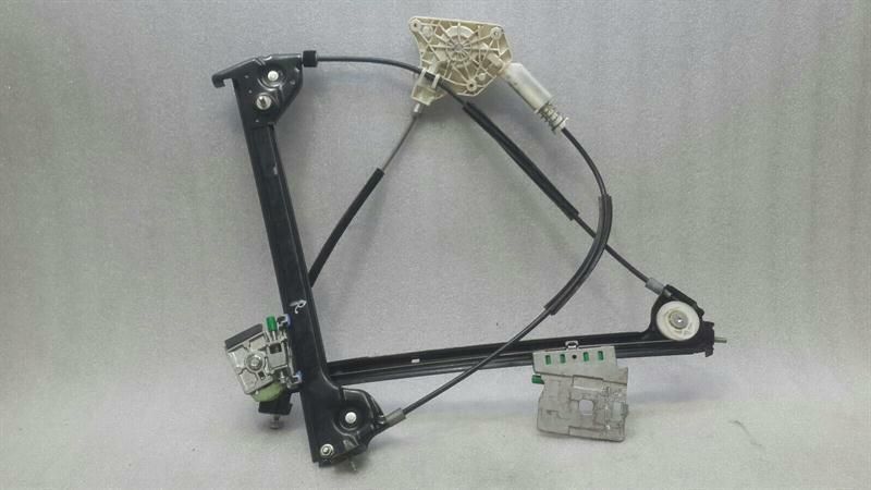 Mercedes SL R230 Right Door Winder A2307200446 Window Regulator Right R