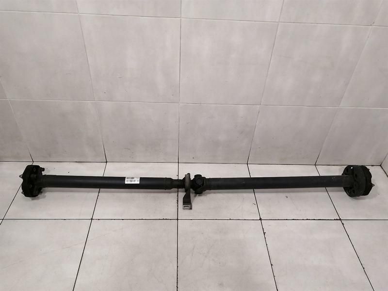 Mercedes E63 AMG W212 W218 Propelled A2184100200 Gimbal Shaft M157