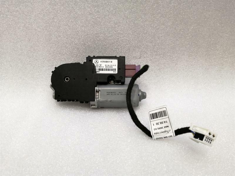 Mercedes CLS W218 Sun Roof Engine A2188200142 Sunroof Motor