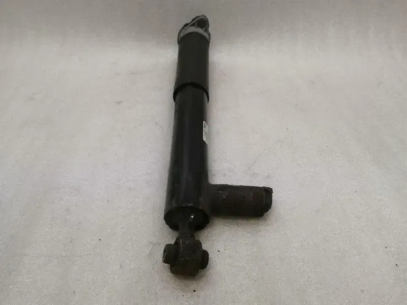 Mercedes CLS63 W218 shock absorber rear R A2183202030 shock absorber rear re EDC