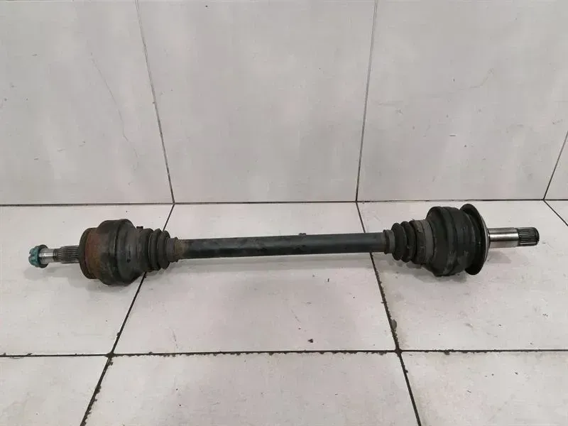 Mercedes SL63 M157 R231 Drive Shaft Rear Re A2313507400 Right Drive Shaft