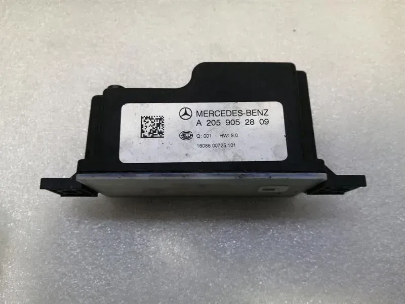 Mercedes CL W217 Voltage Converter A2059052809 Voltage Control Unit