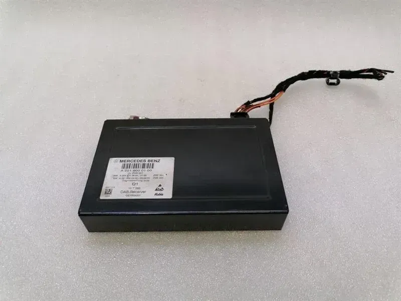 Mercedes CL W216 Electronic Module A2219000100 Control Unit DAB