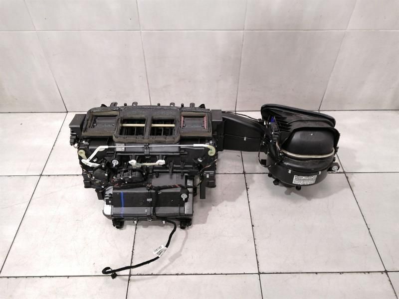 Mercedes G-Car W463 HVAC Heater Blower A4638301960 Engine Heater Fan