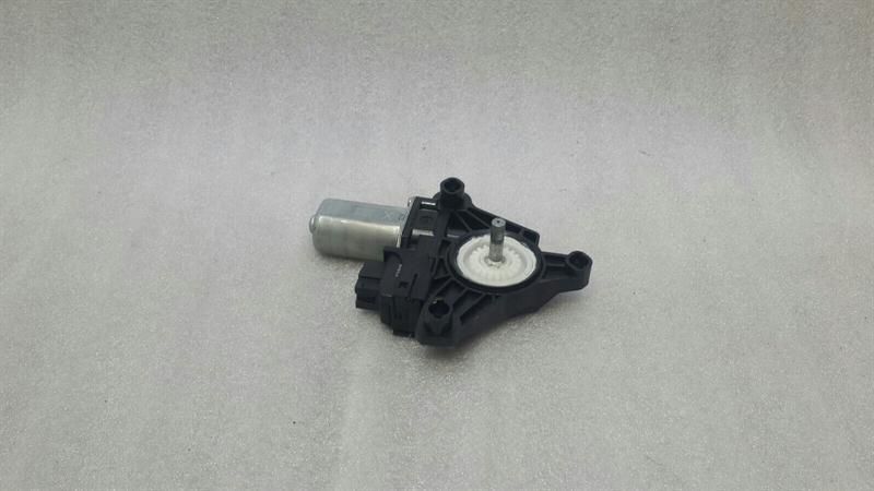 Mercedes GLE W166 door window motor A2469063100 window regulator motor rear right